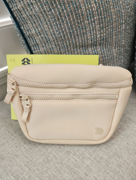 all in motion Handbags - Minimalist Cream Women's Crossbody & Belt Bag NWT
